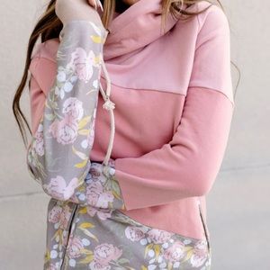 NWT Ampersand Avenue hooded sweatshirt pink floral size XL extra large ~SO CUTE~